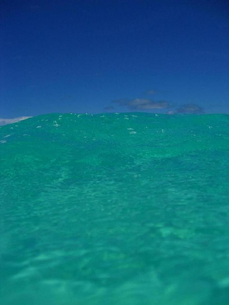 Yer zümrüt  gök mavi