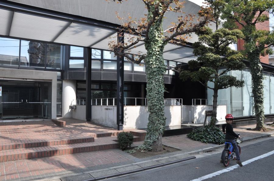 Kaan'cım, bisiklet sürerken arkaya değil öne bakılır