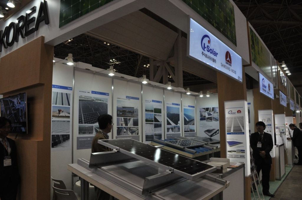 Panel montaj sistemleri. Bu seneki PVJapan fuarını inşaat ve montaj şirketleri doldurmuştu.