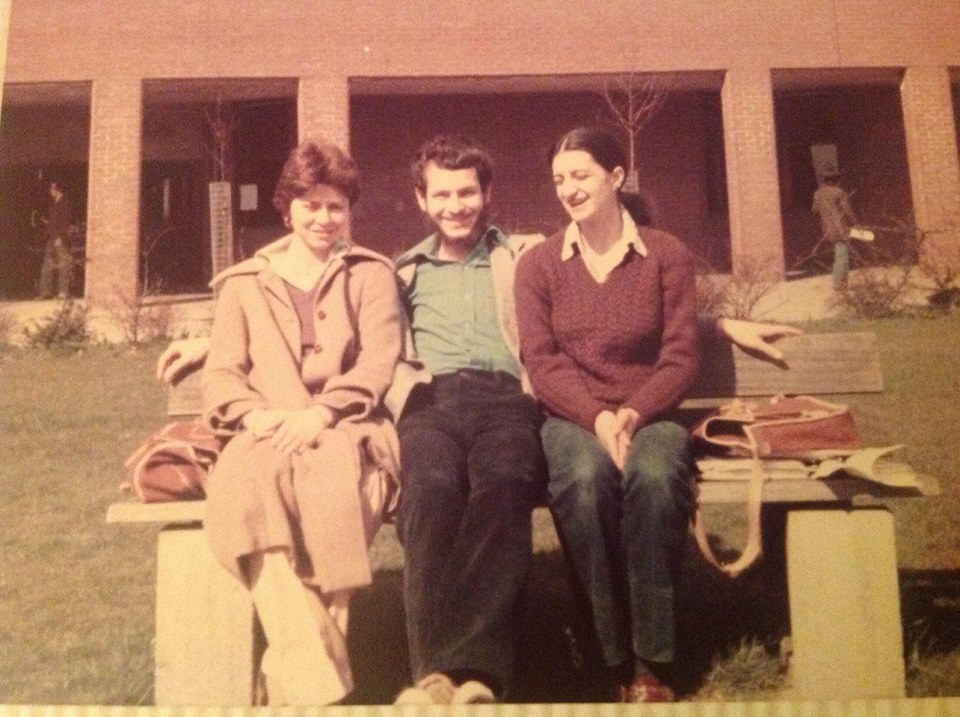 Osman Aston Üniversitesinde (Birminghman), Alev Onaran ve Eilen Jefferson ile