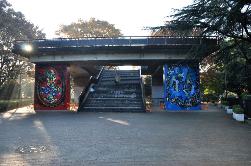 üst geçit graffiti