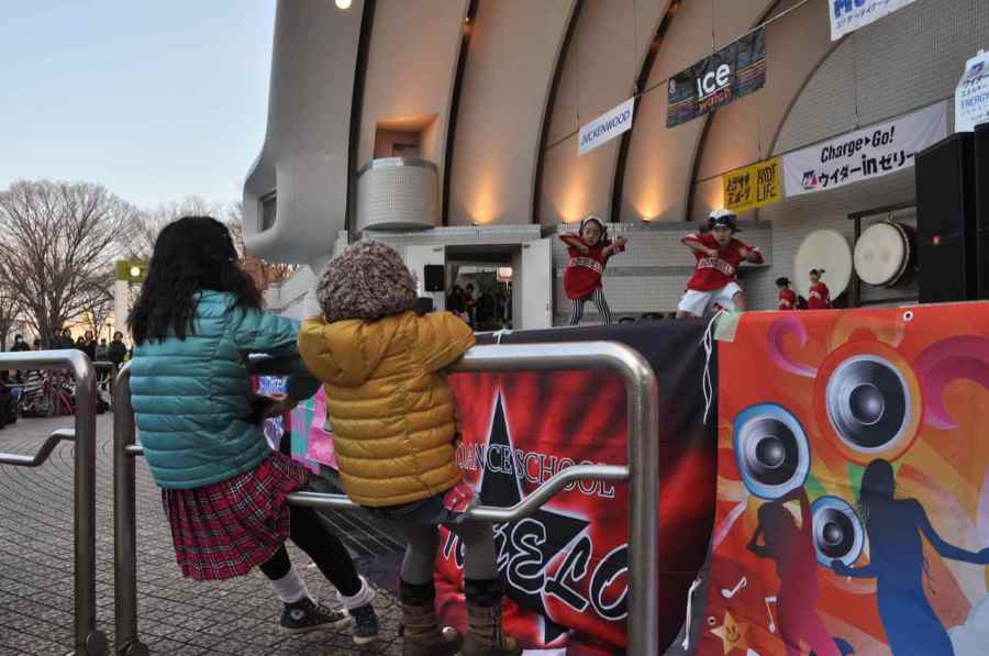 Biz de mi katılsak naapsak?