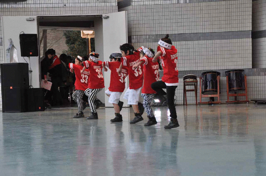 Hip-hop yaşı bir hayli geriye çekilmiş