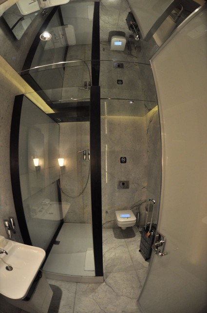 THY Lounge Duş Kabini