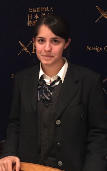 Hülya (gerçek ismi değil), İranlı, 16 yaşında