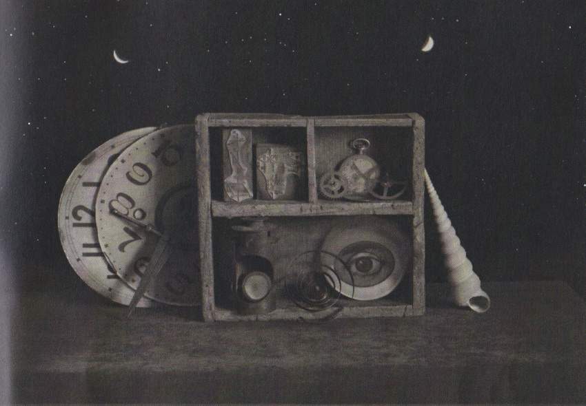 Bir başka fotoğraf da zaman, mekan ve boyut simgeleniyormuş