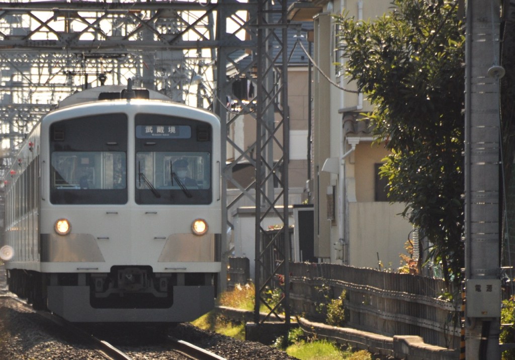 Tokyo’nun aksayan trenleri
